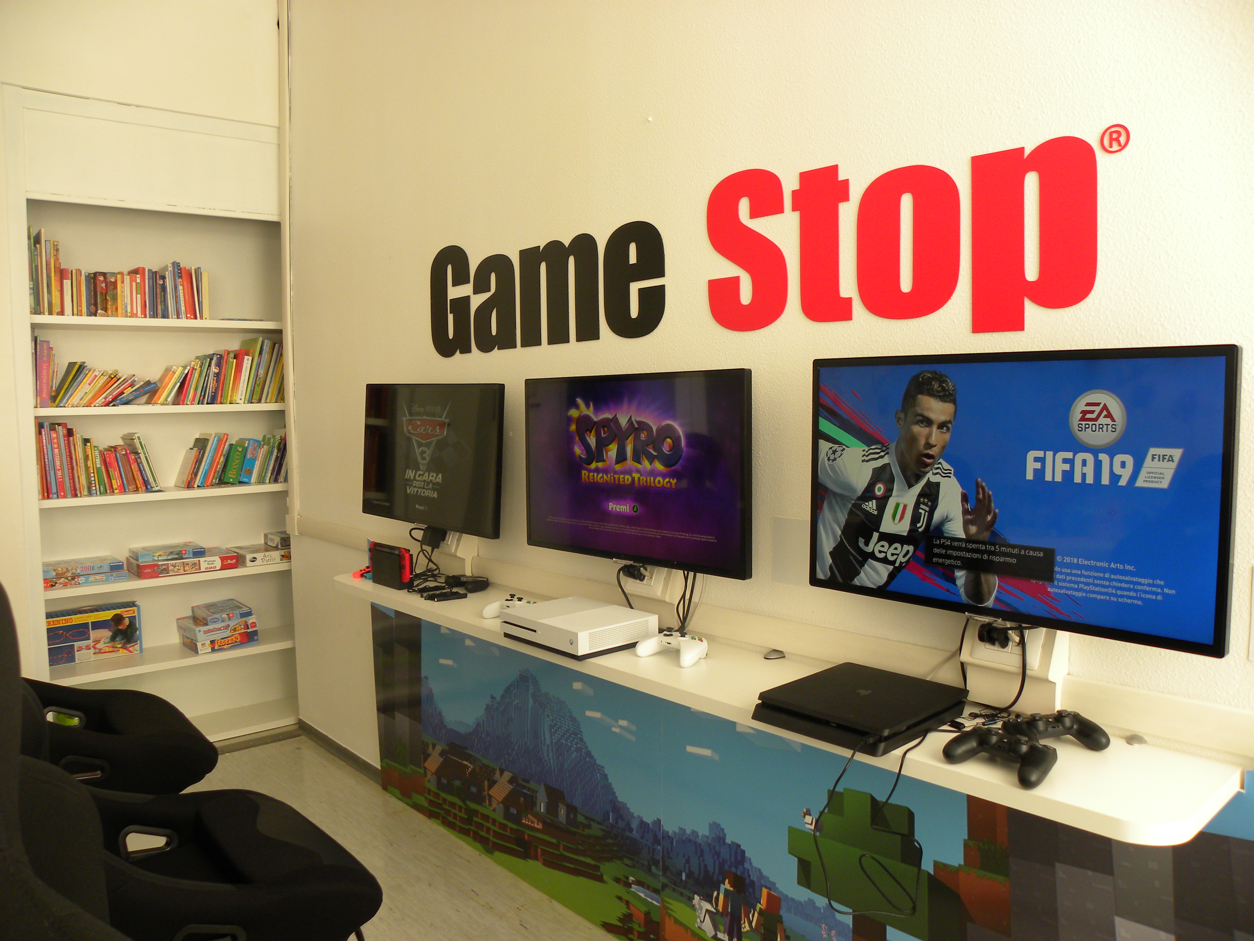 GameStop dona la nuova sala giochi ai bambini dell’Ospedale San Paolo