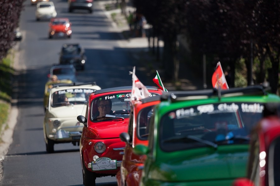 Le 500 in strada per l’ASST Santi Paolo e Carlo