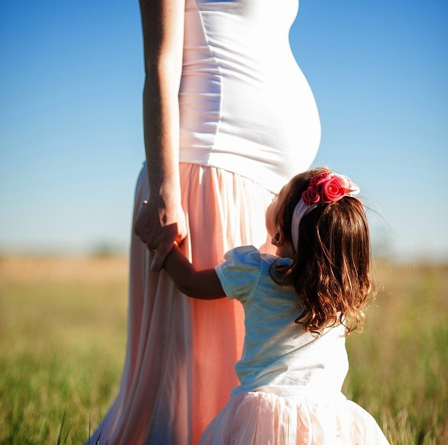 Genitorialità in adolescenza: esperienza possibile ma da accompagnare